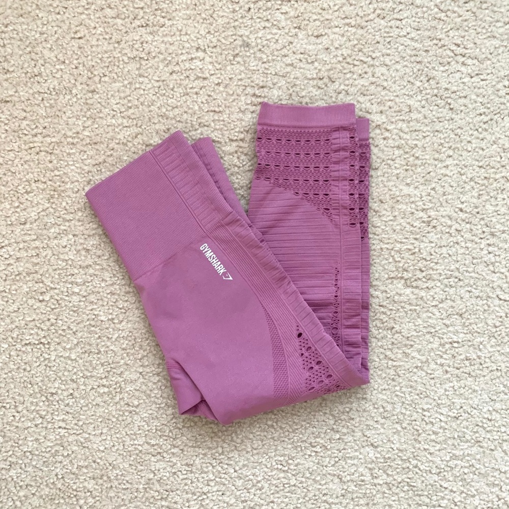 Gymshark Energy+Seamless Cropped Leggings • Pink